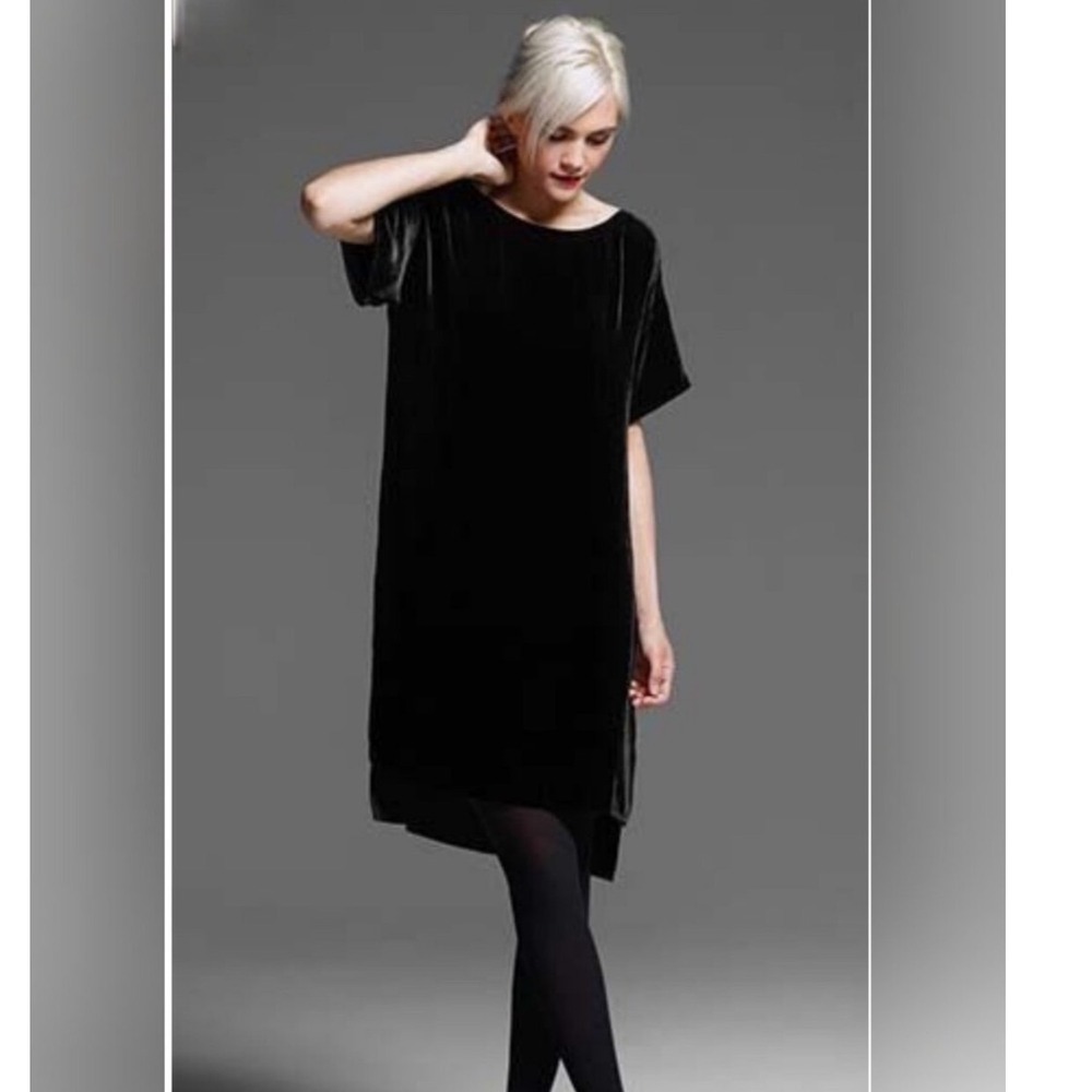 Eileen Fisher Black Velvet Short Sleeve Shift Dress Medium